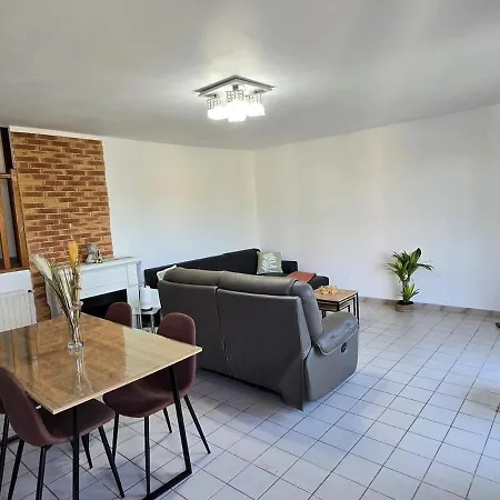 Maison Avec Jardin Et Garage Holiday home *
